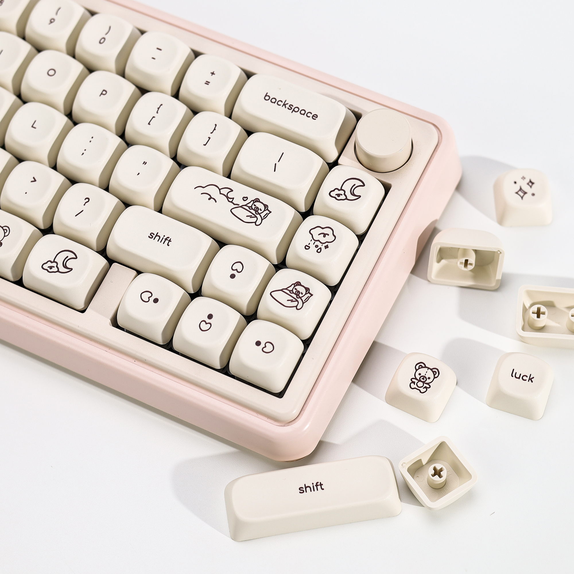 KBDiy Cute Bear Tales Keycaps  - Retro Gaming Keyboard recensie en prijs